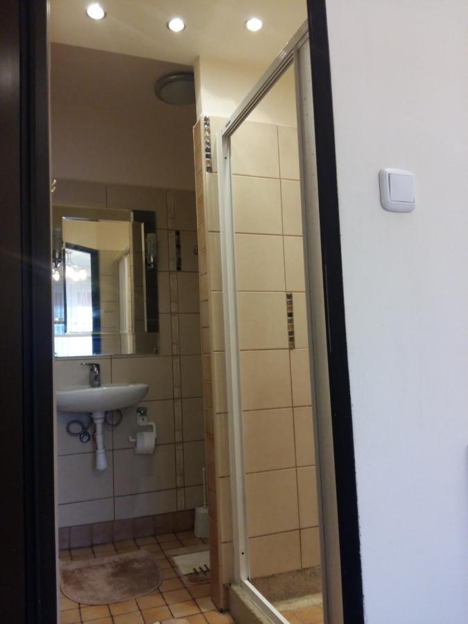 Pokoje Goscinne Anna Ustka Exterior foto